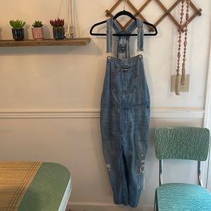 Gap distressed boyfriend denim overalls XL